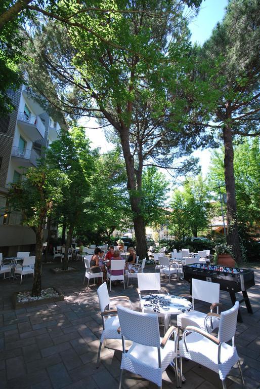 Hotel Plutone Cervia Kültér fotó